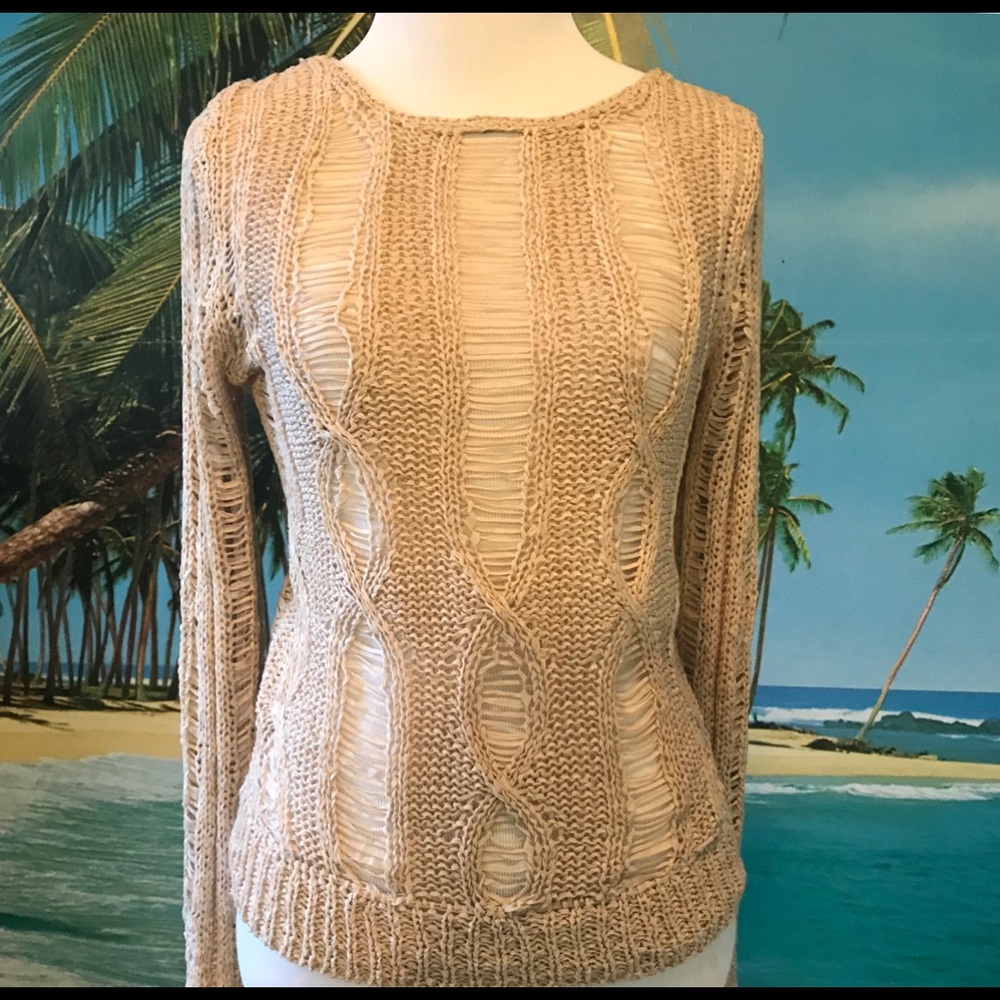 Neat design sweater